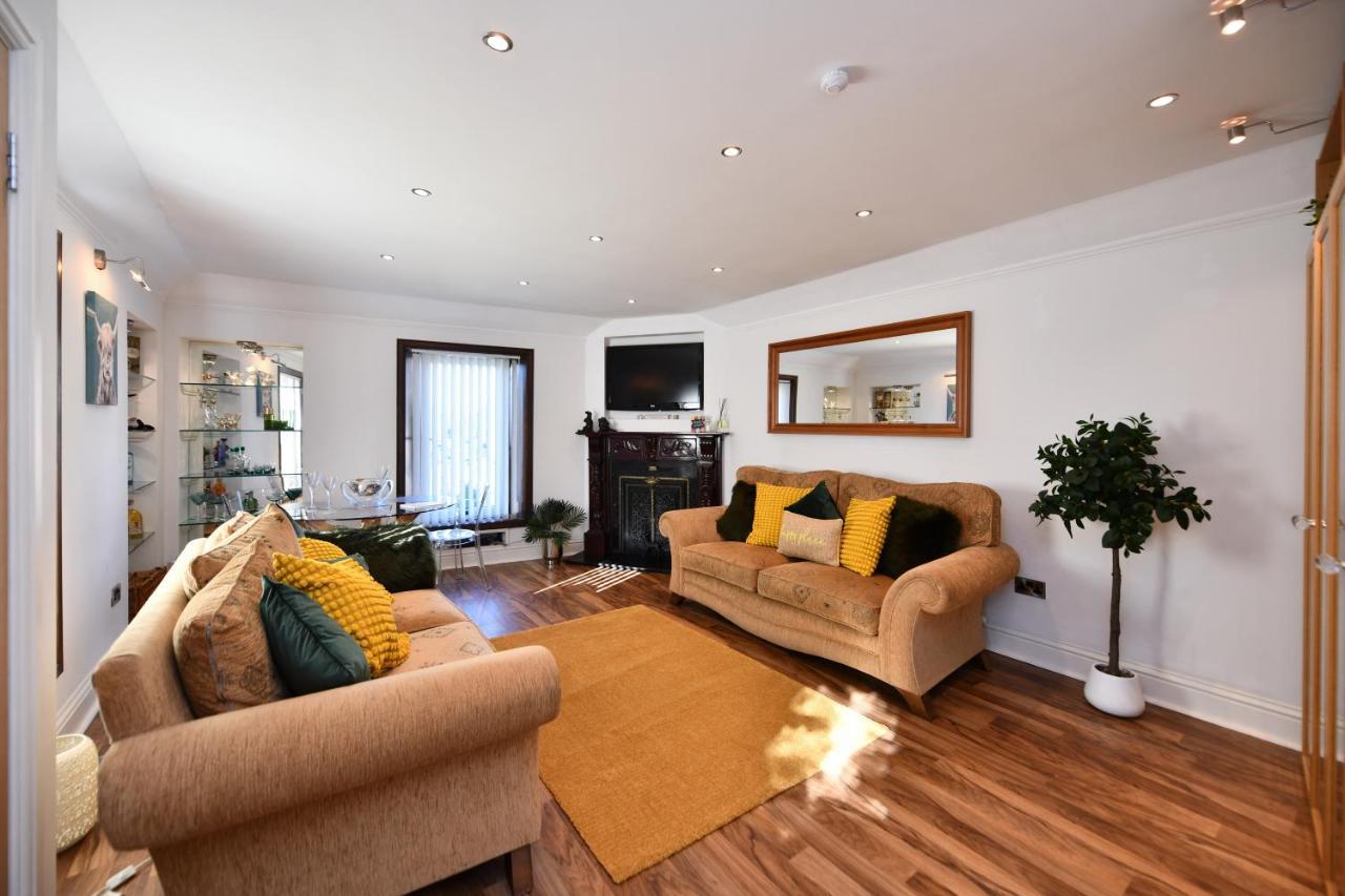 The Lemon Tree Holiday home Prestwick
