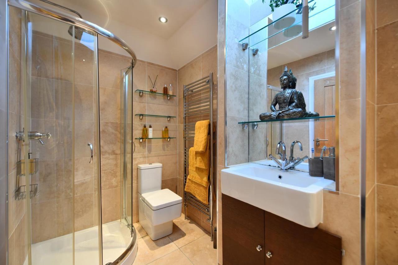 The Lemon Tree Holiday home Prestwick